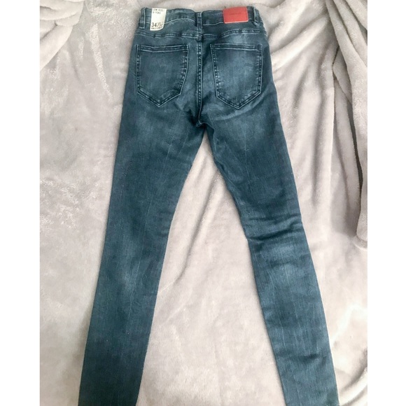 curve jeans zara